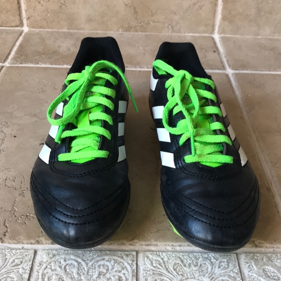 ❤️ ADIDAS clears for boys or girls - Picture 5 of 7